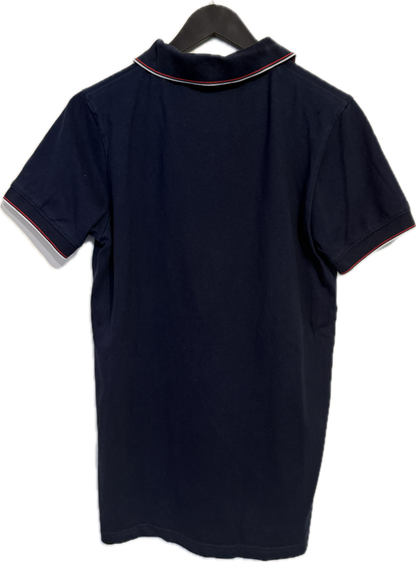 Trigema Polohemd – Dunkelblau mit Rot/Weiß | Größe M | Herren Kurzarm | 100 % Baumwolle